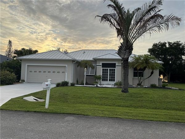 4800 48th Avenue, Vero Beach, FL 32967