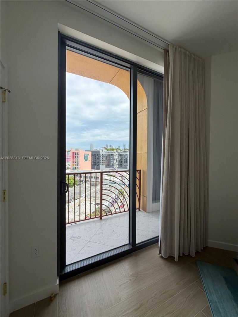 2700 NW 2nd Av , Unit 822, Miami, FL 33127 Photo