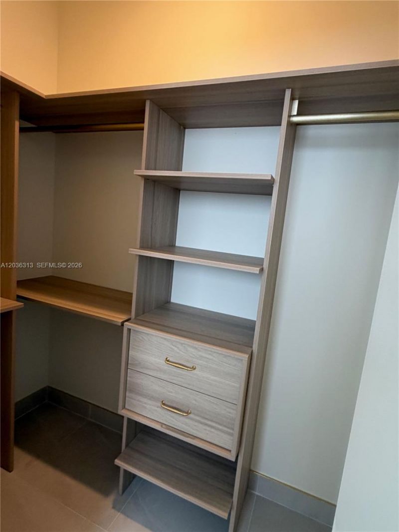 2700 NW 2nd Av , Unit 822, Miami, FL 33127 Photo