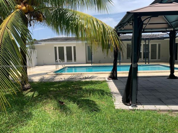 2025 SW 84th Ct, Miami, FL 33155