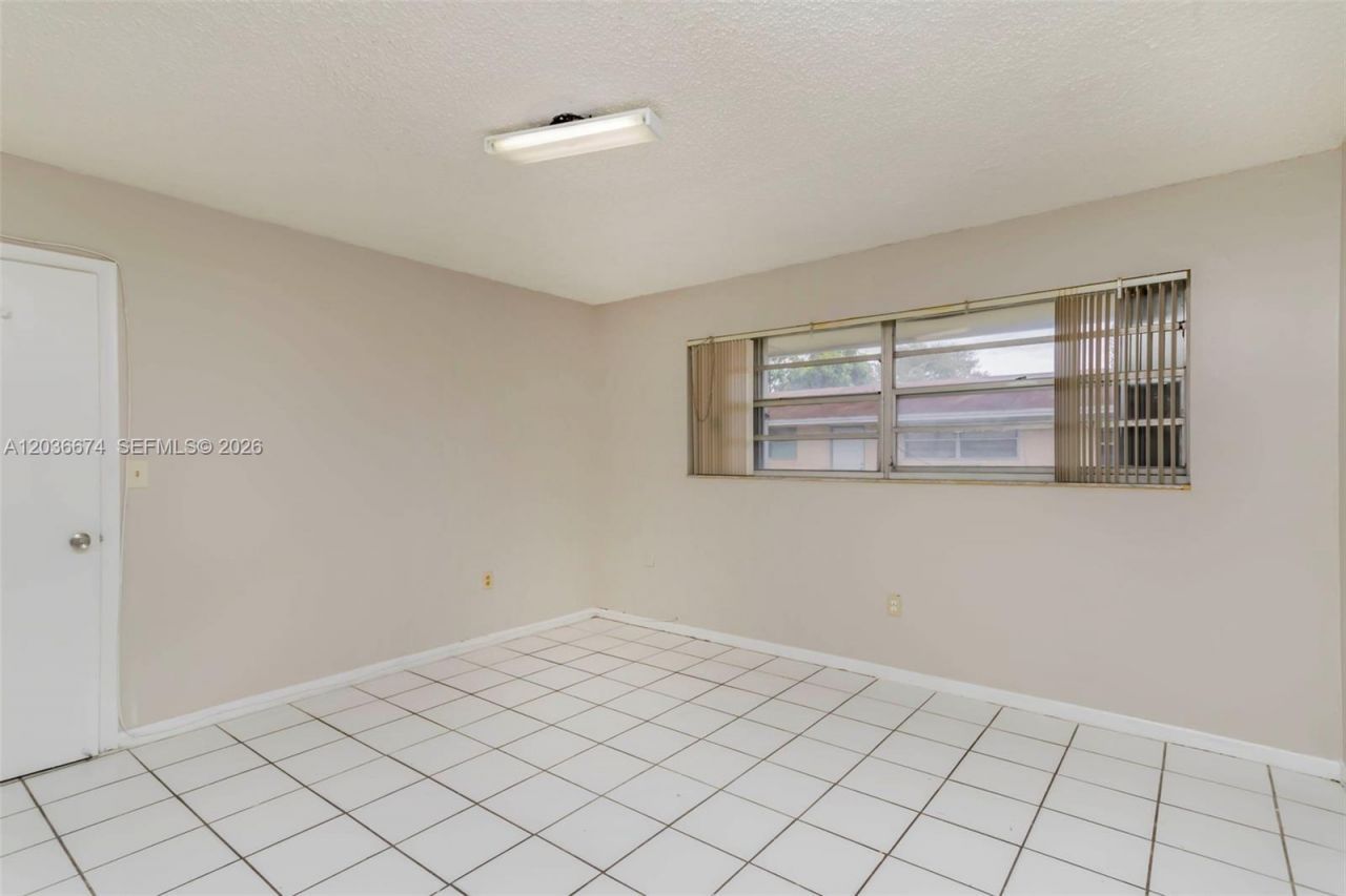 6331 Pierce St , Unit 1, Hollywood, FL 33024 Photo