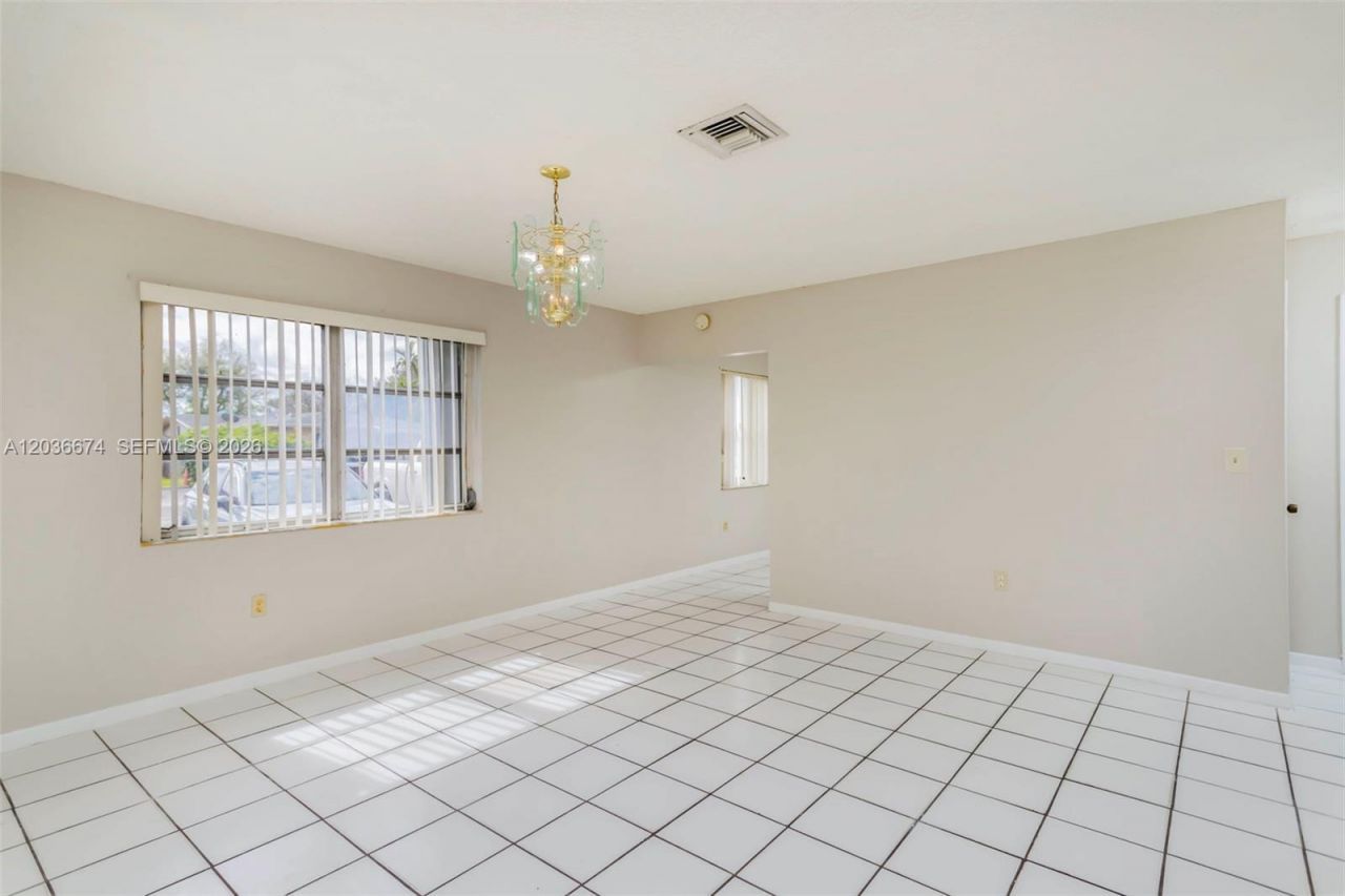 6331 Pierce St , Unit 1, Hollywood, FL 33024 Photo