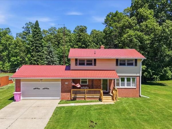1352 N Stewart Rd, Mansfield, OH 44905