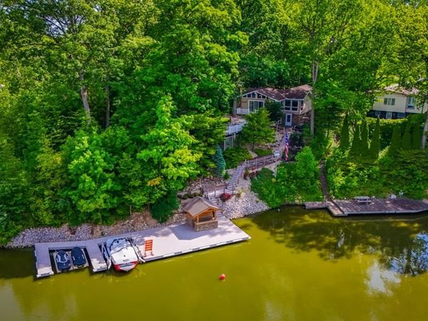 691 Timothy Drive, Willard, OH 44890