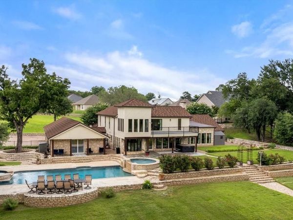 9404 Bellechase Road, Granbury, TX 76049