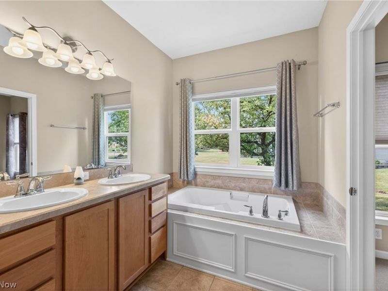8334 Beaumont Drive , Mentor, OH 44060 Photo 19