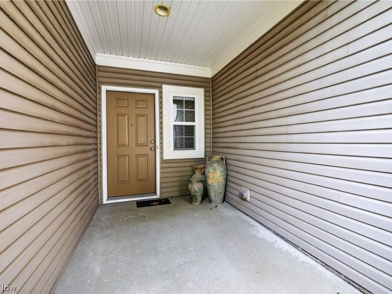 8334 Beaumont Drive , Mentor, OH 44060 Photo 4