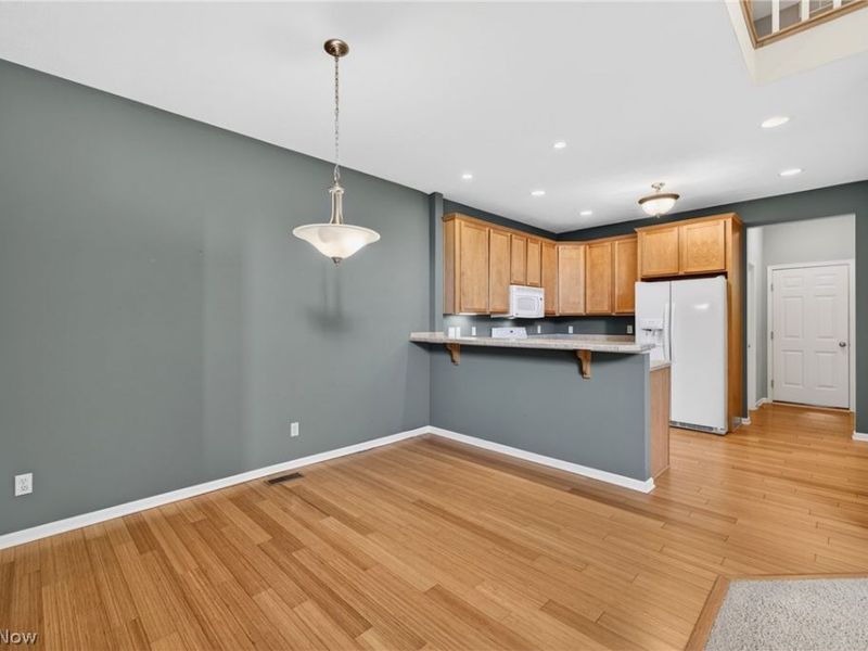 8334 Beaumont Drive , Mentor, OH 44060 Photo 6