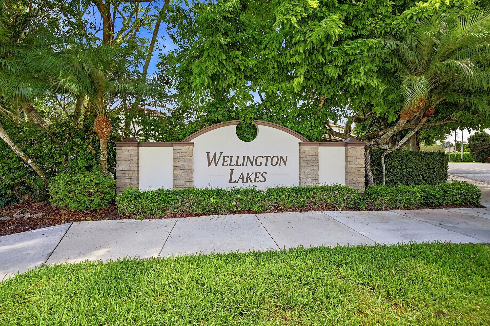 1852 Capeside Circle, Wellington, FL 33414 Photo