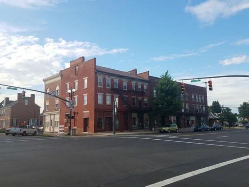 1 E High Street , London, OH 43140 Photo 2