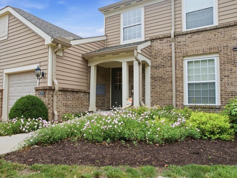 6221 Watchcreek Way, Unit 301, Miami Twp, OH 45150 Photo 2