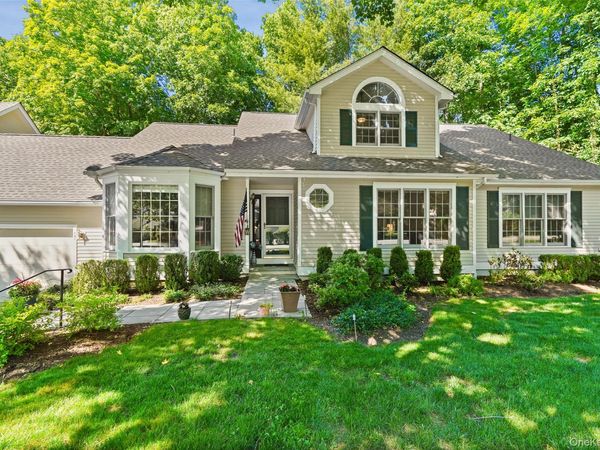 17 Cross River Road , Mount Kisco, NY 10549