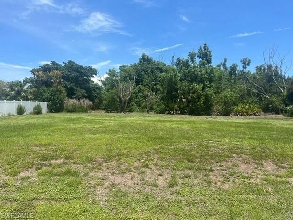 5840 Kingfish RD , BOKEELIA, FL 33922