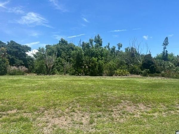 5856 Kingfish RD , BOKEELIA, FL 33922