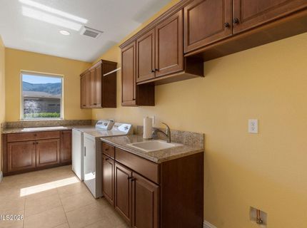 1360 Turner Court, Carson City, NV 89703 Photo