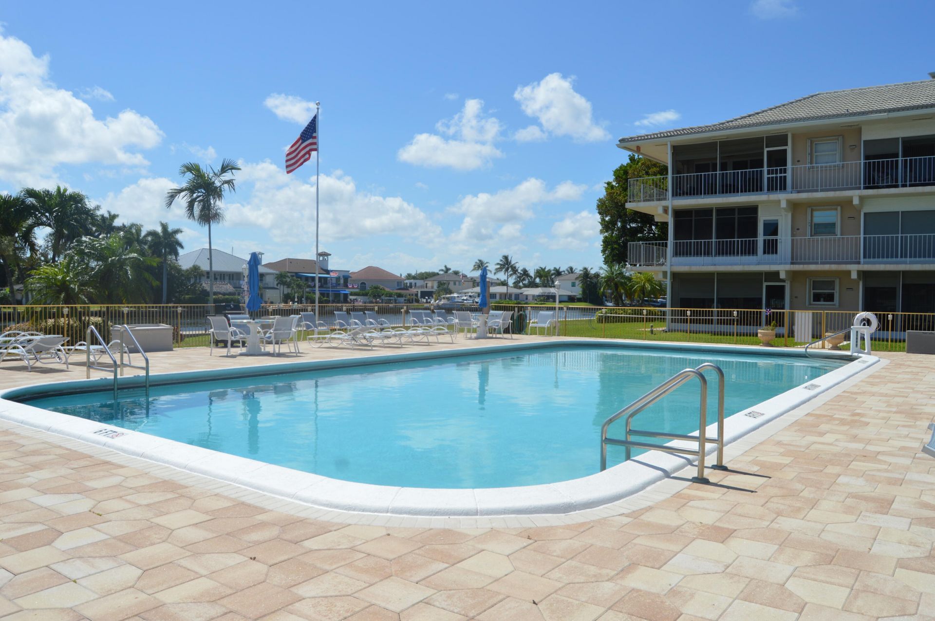745 SE 19th Avenue, Unit 114, Deerfield Beach, FL 33441 Photo