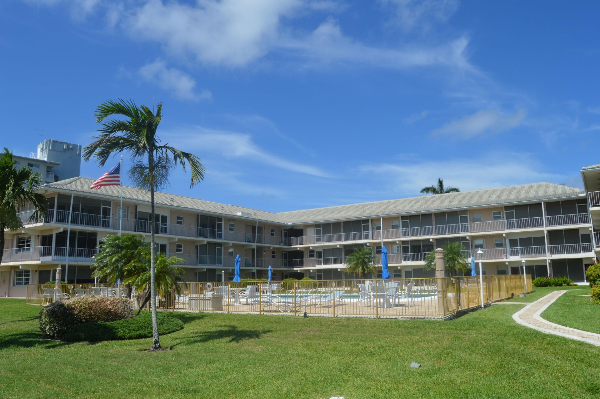 745 SE 19th Avenue, Unit 114, Deerfield Beach, FL 33441 Photo