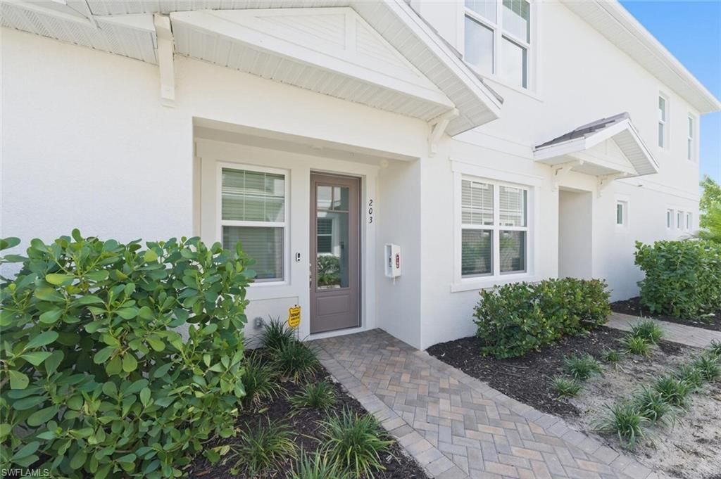 4551 Arboretum Cir, Unit 203, Naples, FL 34112 Photo