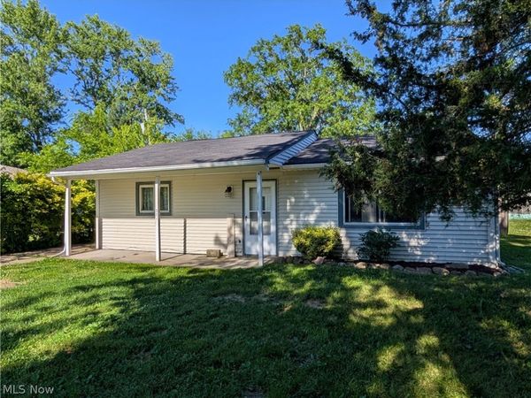 351 Devonshire Road, Vermilion, OH 44089