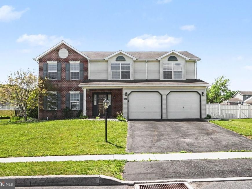 195 Martel Circle, Dillsburg, PA 17019 Main Photo