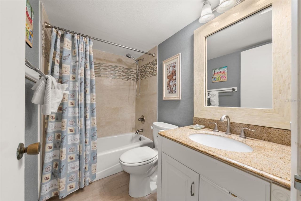20002 Gulf Boulevard, Unit 2, Indian Shores, FL 33785 Photo