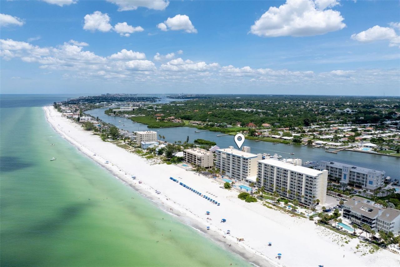 20002 Gulf Boulevard, Unit 2, Indian Shores, FL 33785 Photo