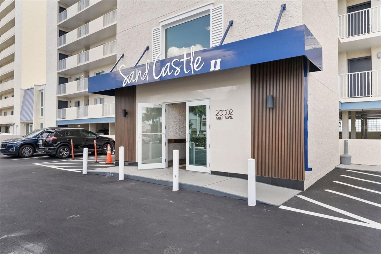20002 Gulf Boulevard, Unit 2, Indian Shores, FL 33785 Photo