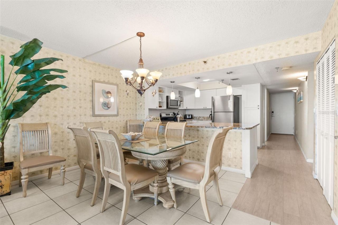 20002 Gulf Boulevard, Unit 2, Indian Shores, FL 33785 Photo