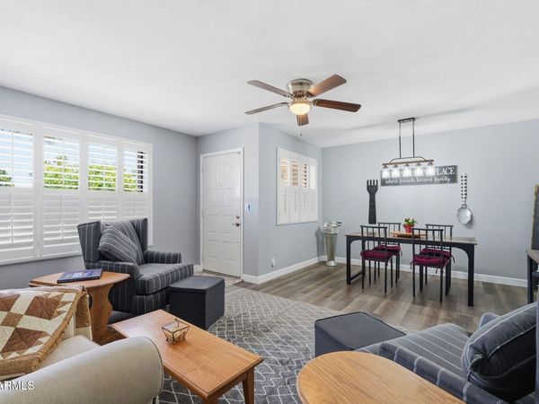 2064 S FARNSWORTH Drive, Unit 3, Mesa, AZ 85209