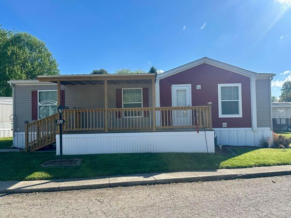 209 Villa Drive , Circleville, OH 43113