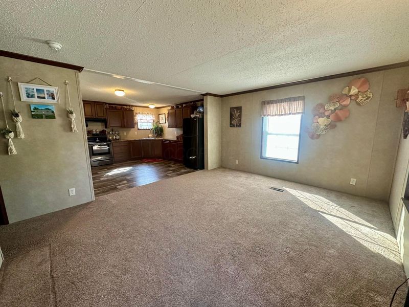 209 Villa Drive , Circleville, OH 43113 Photo 6