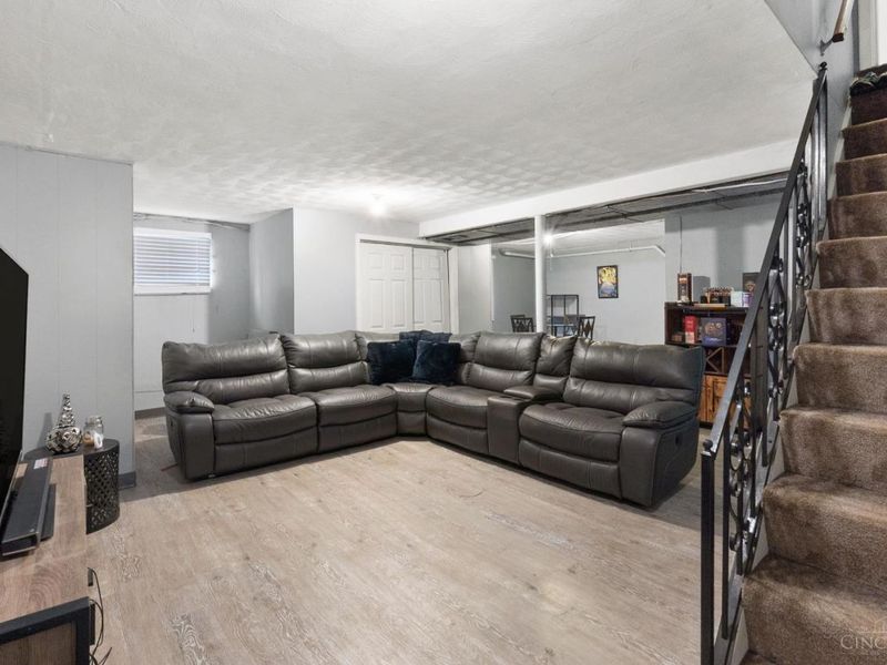 2888 Mount Airy Avenue, Green Township, OH 45239 Photo 17