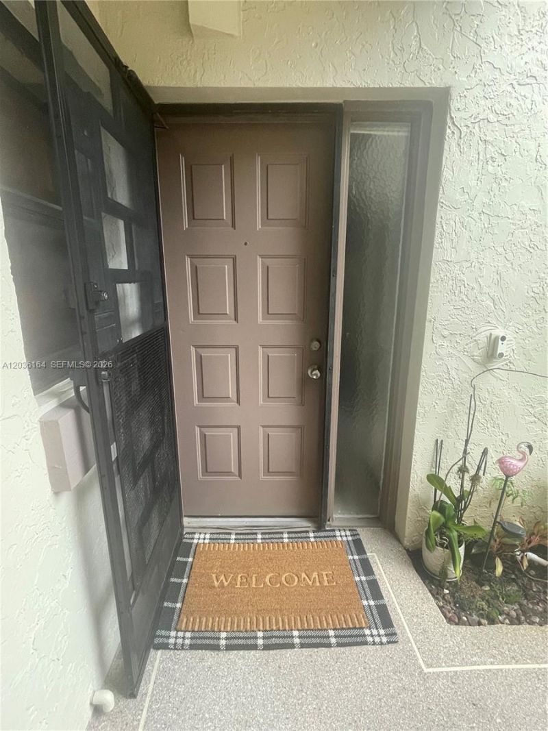 4644 N Carambola Cir N, Unit 2725, Coconut Creek, FL 33066 Photo