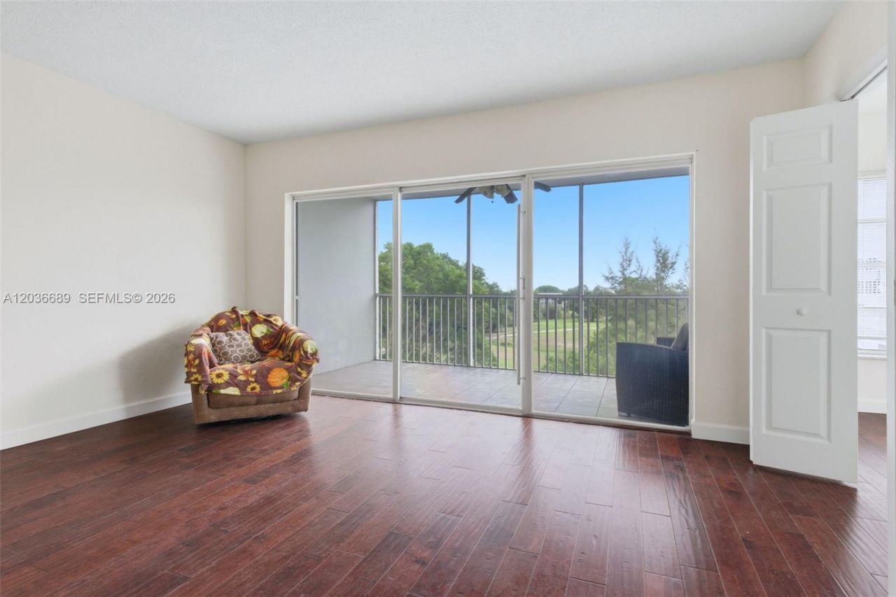 3200 N Palm Aire Dr , Unit 501, Pompano Beach, FL 33069 Photo