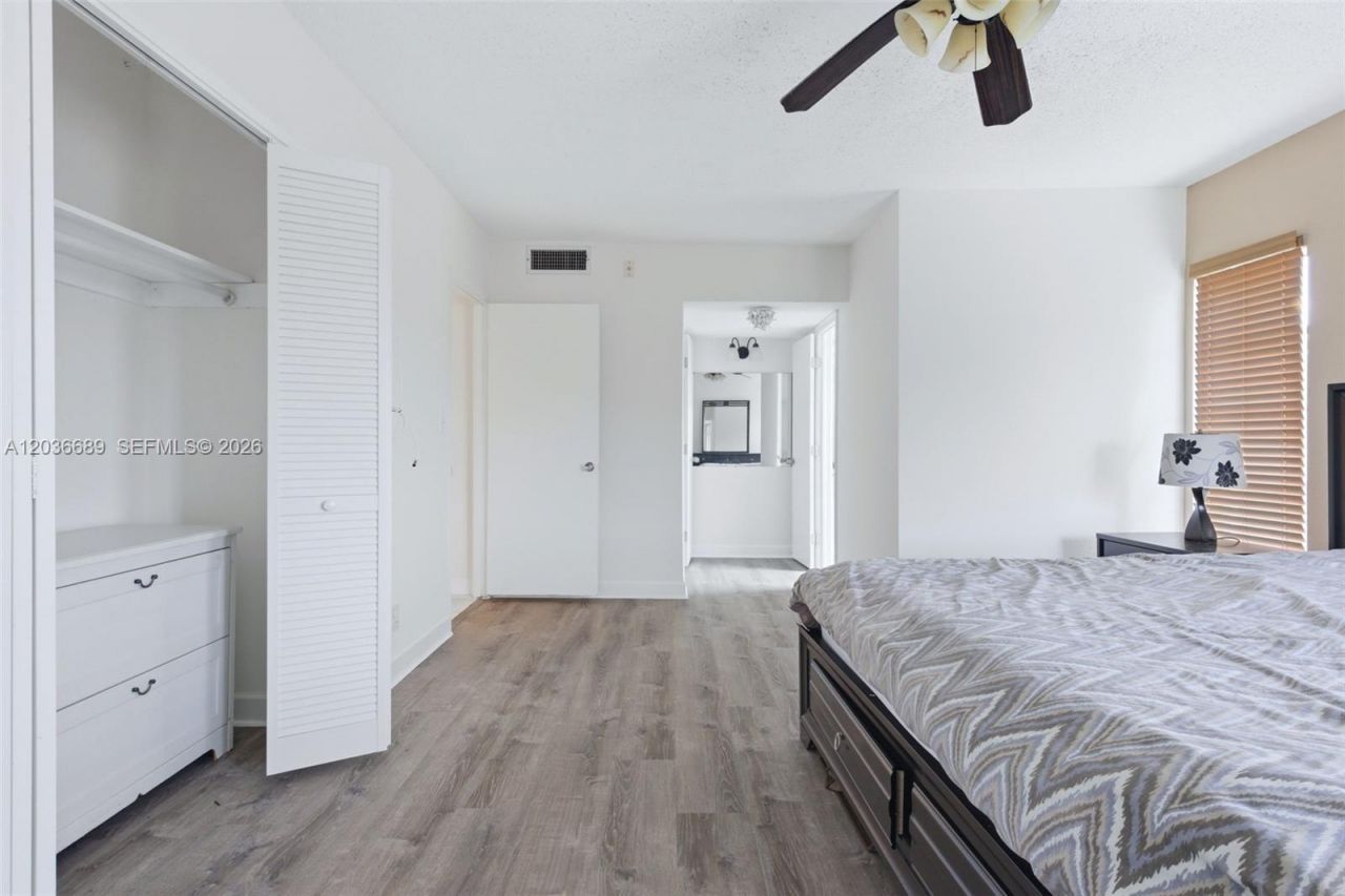 3200 N Palm Aire Dr , Unit 501, Pompano Beach, FL 33069 Photo