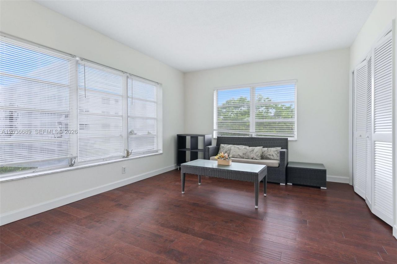 3200 N Palm Aire Dr , Unit 501, Pompano Beach, FL 33069 Photo