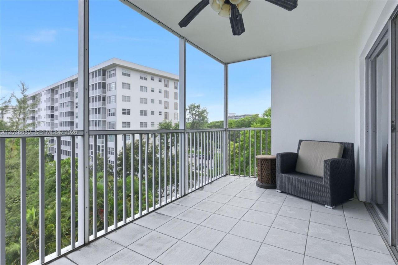 3200 N Palm Aire Dr , Unit 501, Pompano Beach, FL 33069 Photo