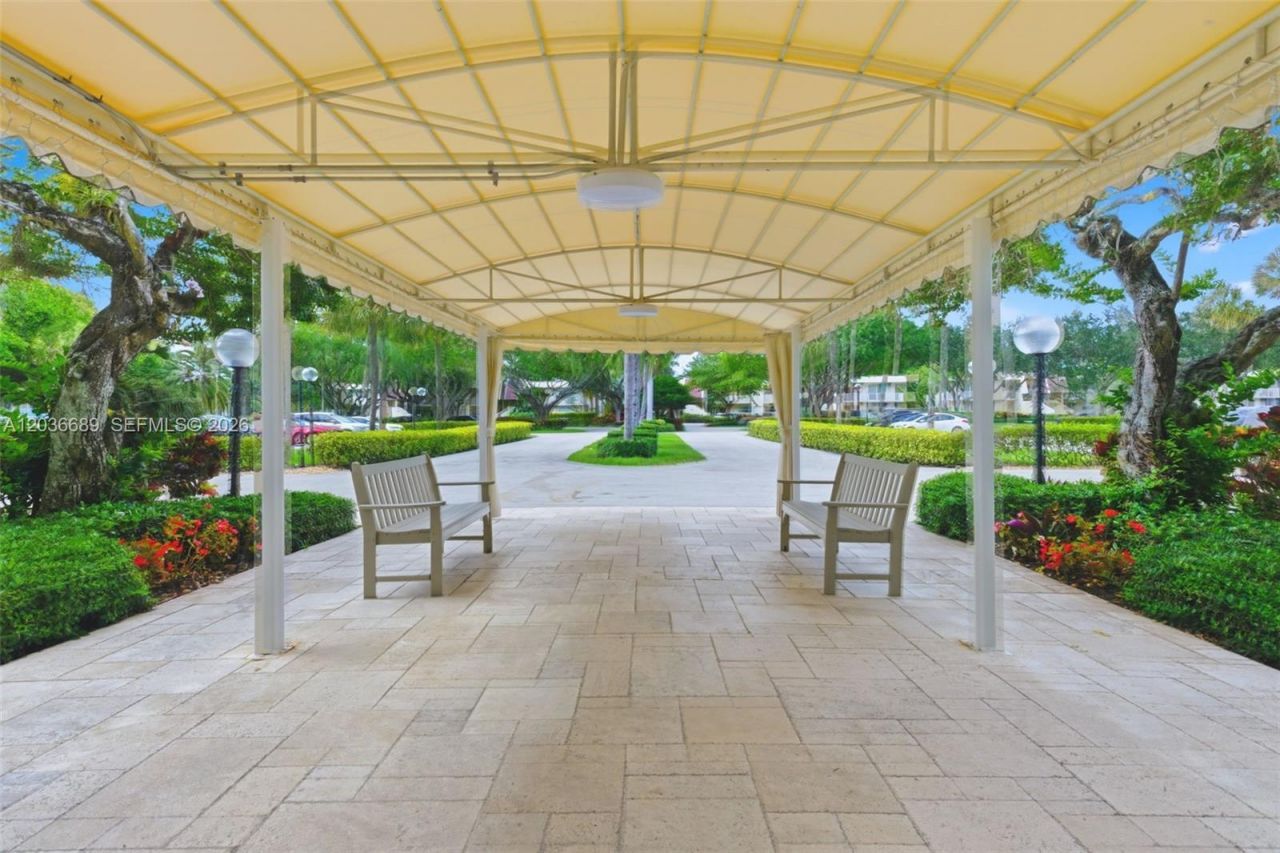 3200 N Palm Aire Dr , Unit 501, Pompano Beach, FL 33069 Photo
