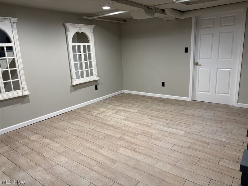 105 Riverview Street, Toronto, OH 43964 Photo 37