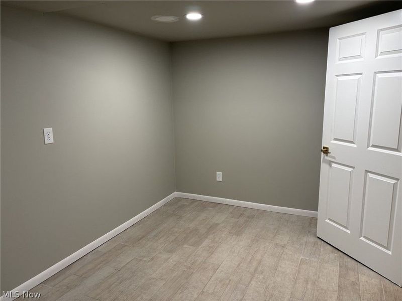 105 Riverview Street, Toronto, OH 43964 Photo 41