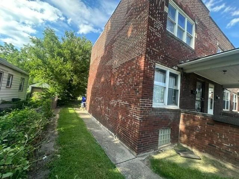 1048 E 20th Avenue, Columbus, OH 43211 Photo 18