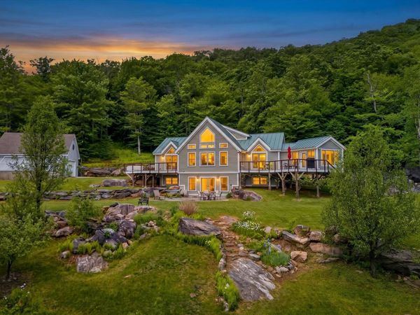 181 Route 11, Winhall, VT 05340