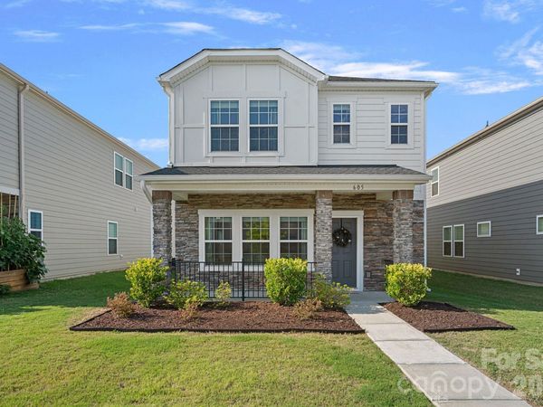 605 Cedar Knoll Circle, Pineville, NC 28134