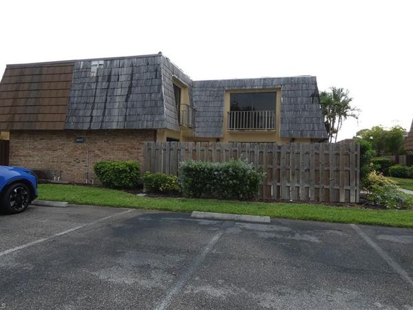 1647 Park Meadows DR , Unit 2, FORT MYERS, FL 33907