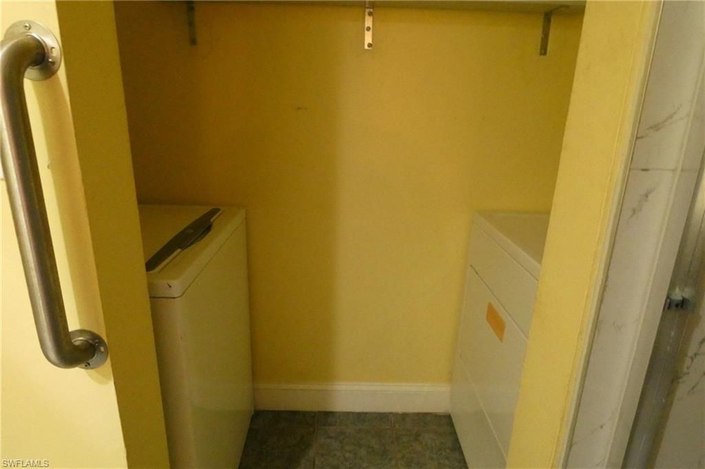 1647 Park Meadows Dr , Unit 2, Fort Myers, FL 33907 Photo