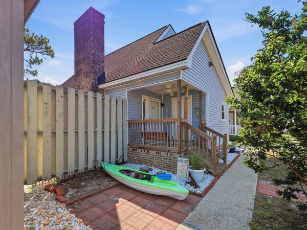 1705 Edge Dr., North Myrtle Beach, SC 29582