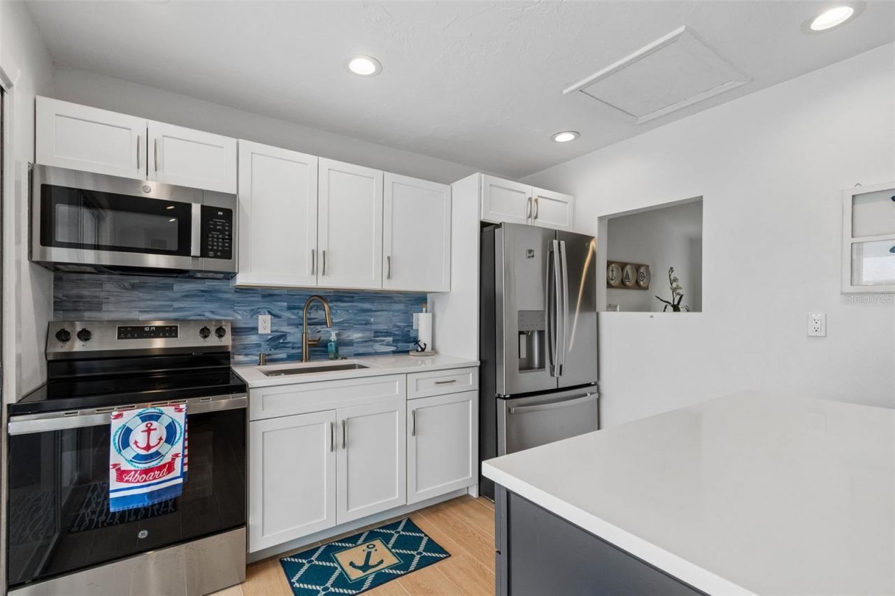 1714 69th Avenue W, Unit C401, Bradenton, FL 34207 Photo