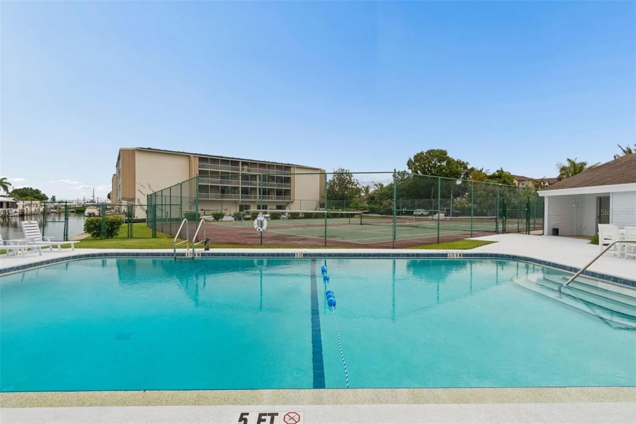 1714 69th Avenue W, Unit C401, Bradenton, FL 34207 Photo