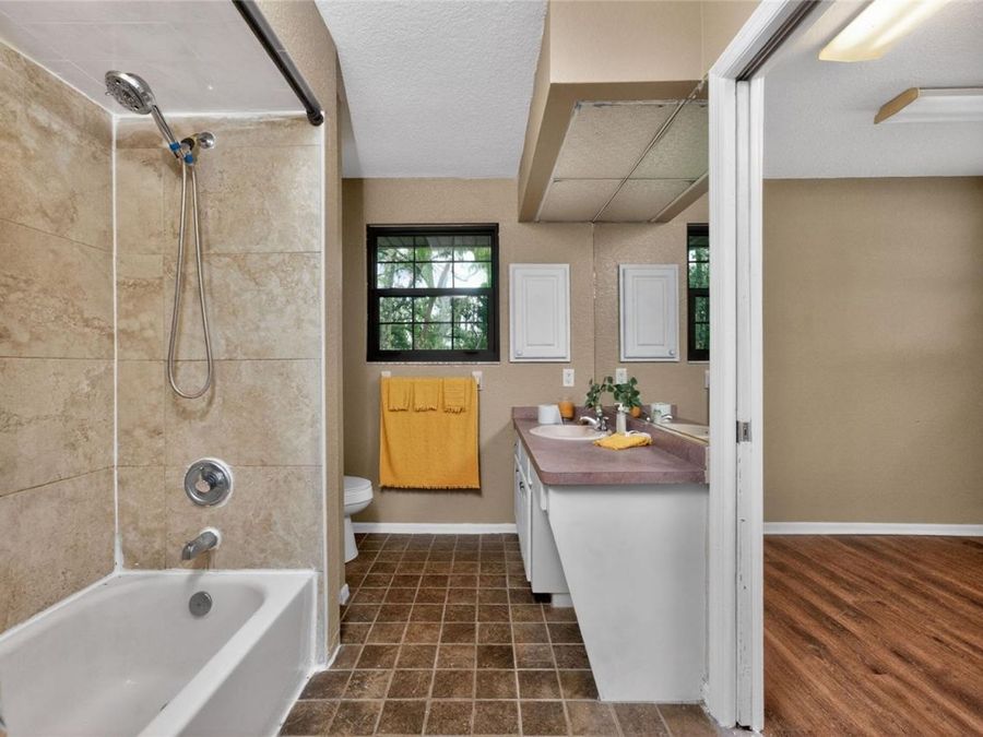 Property Image 57