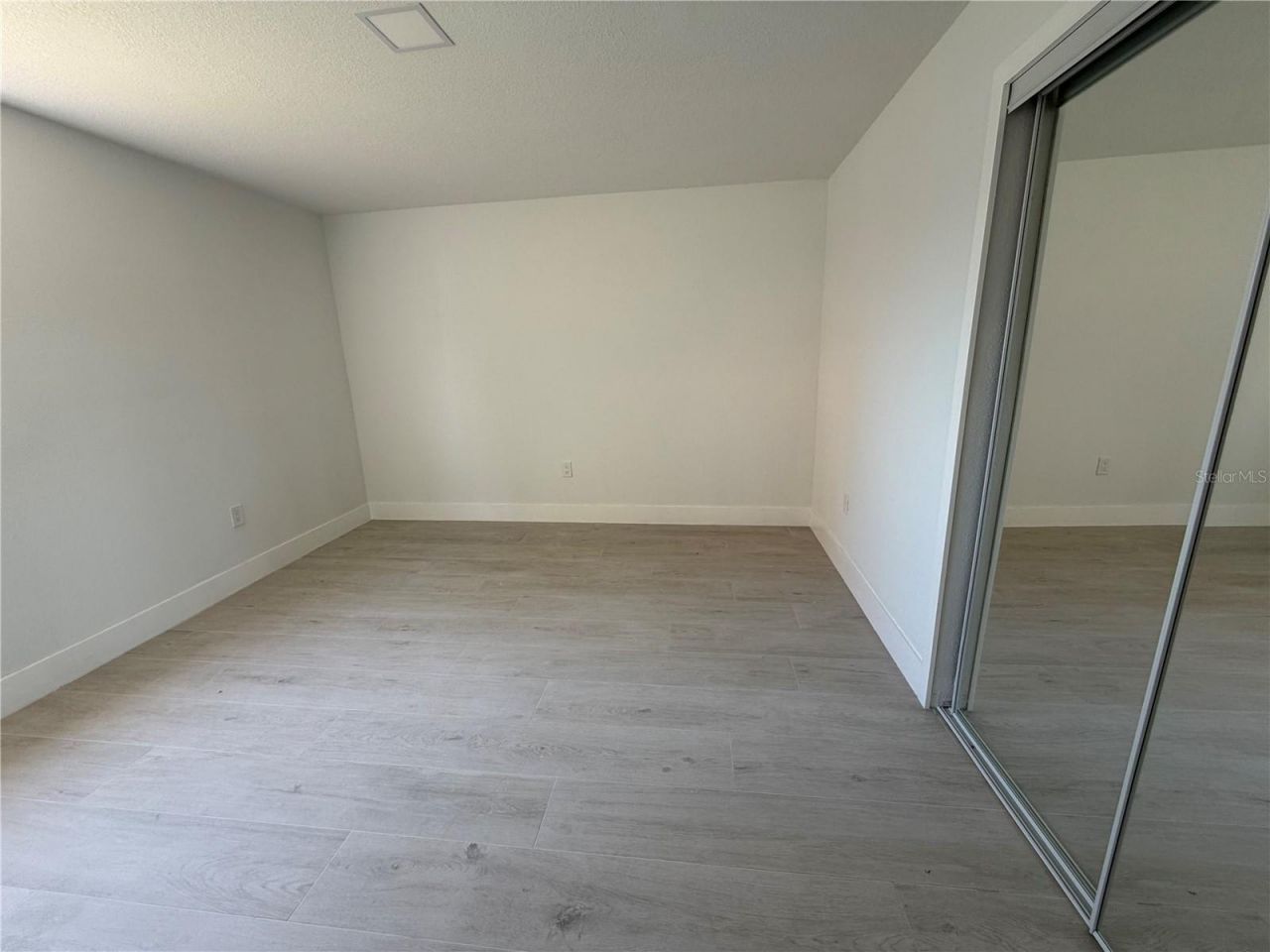 7400 Sunshine Skyway Lane S, Unit 105, Saint Petersburg, FL 33711 Photo